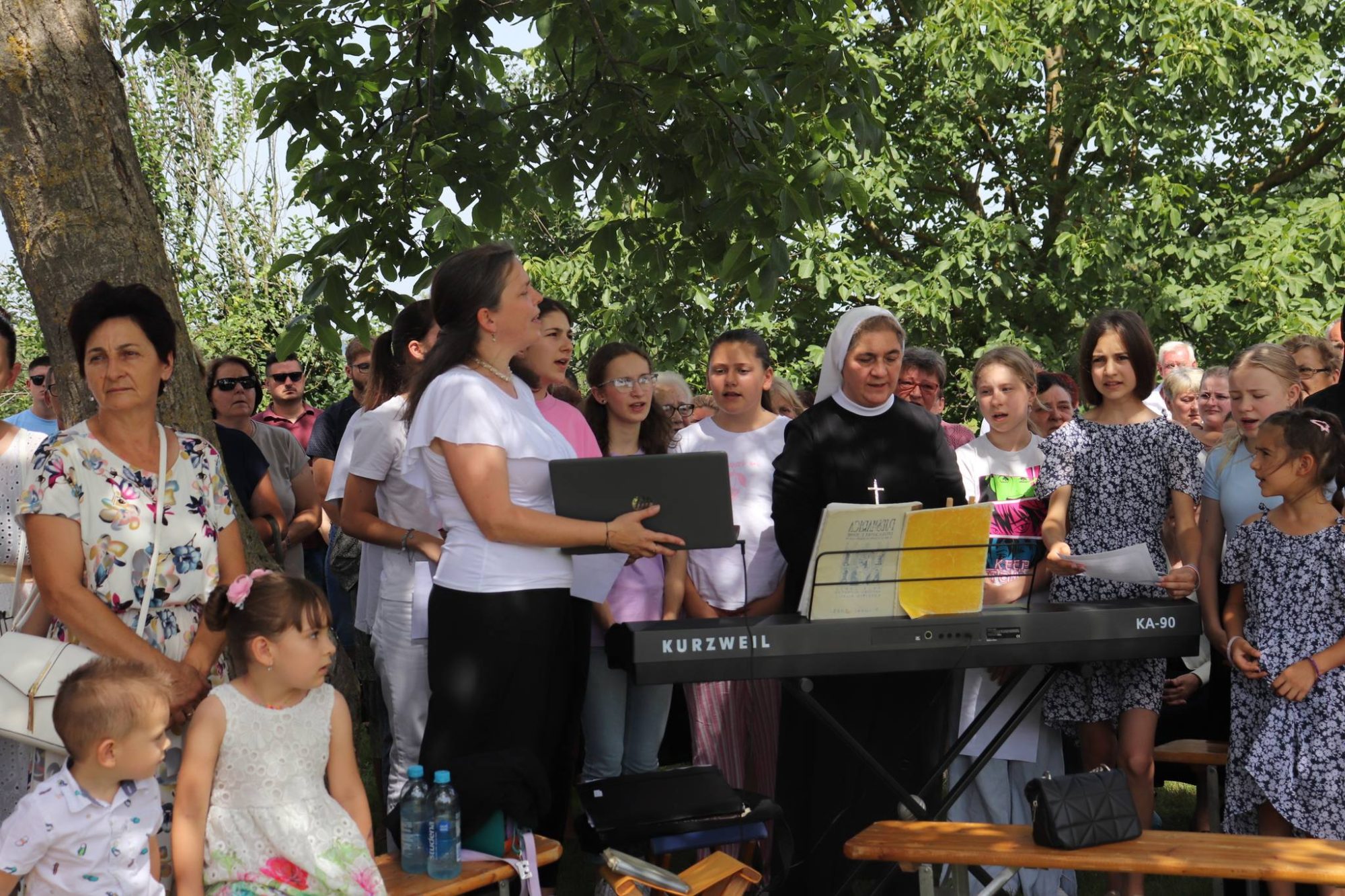 [FOTO] Stoljetna povijest okupila vjernike i mještane Marinog Sela