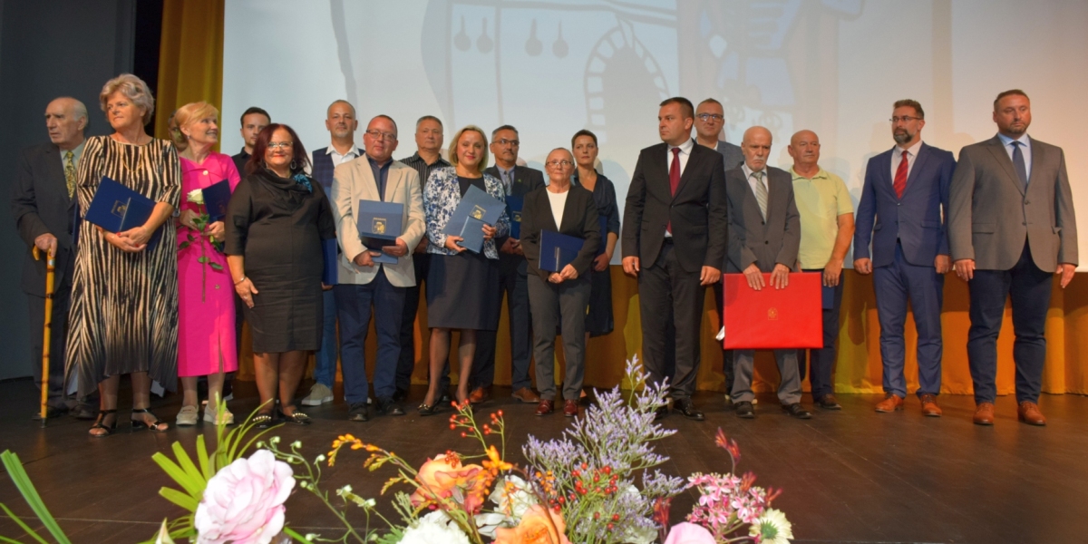 Bjelovar dodijelio priznanja zaslužnim građanima i institucijama, Jure Šimić počasni građanin