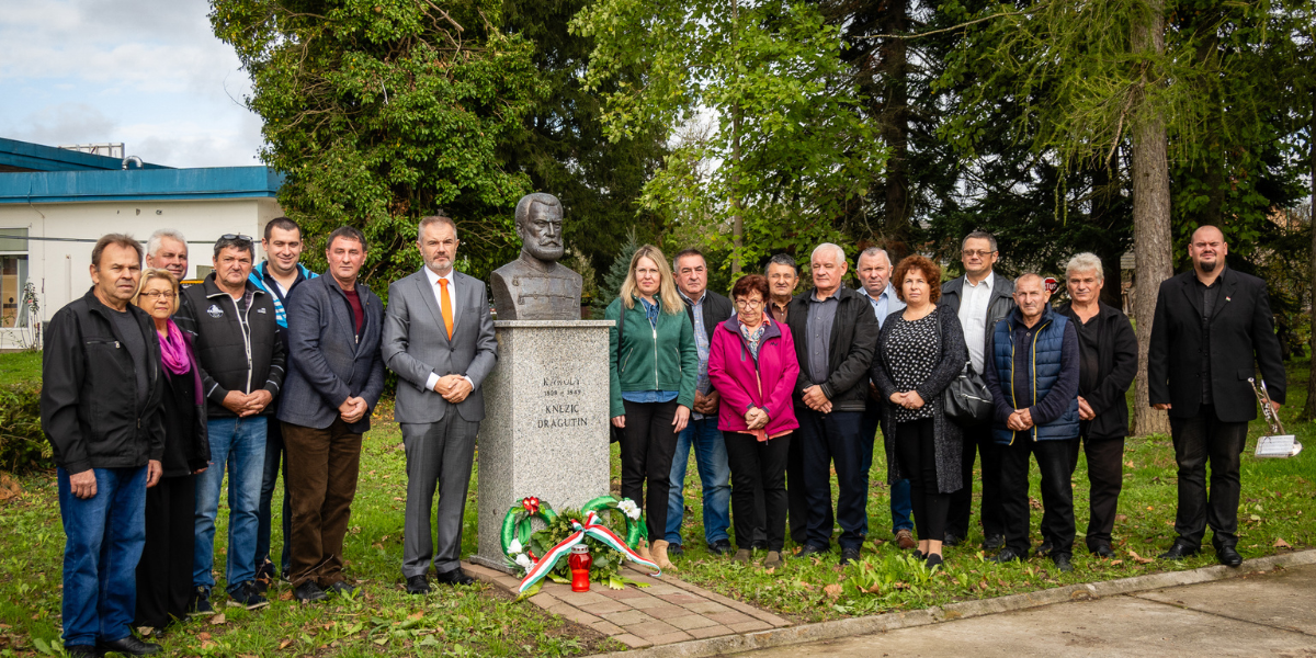 [FOTO] Simboličnim polaganjem vijenaca i ove godine obilježena pogibija Aradskih mučenika