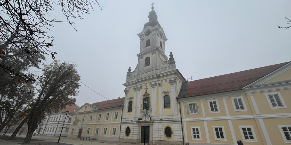 Bjelovarska katedrala dobiva novu fasadu, pogledajte kakve će biti boje