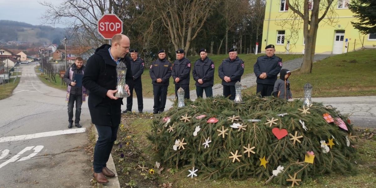 Općina Šandrovac poziva na paljenje prve adventske svijeće, Svetu misu i druženje