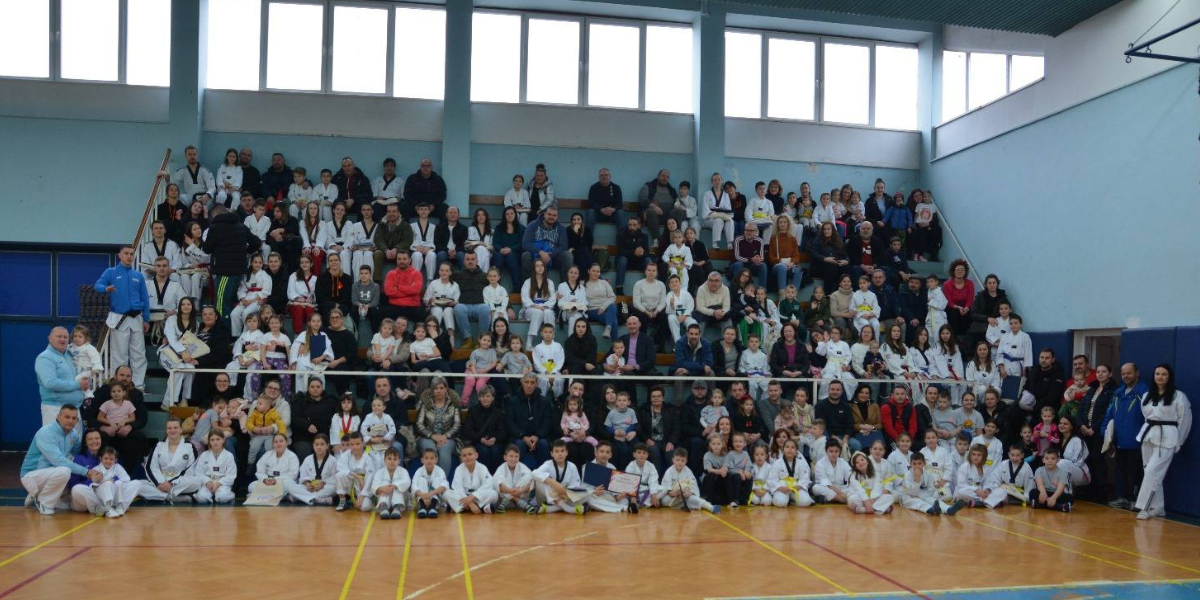 Taekwondo klub Fox dodijelio priznanja i nagrade, evo kako je bilo